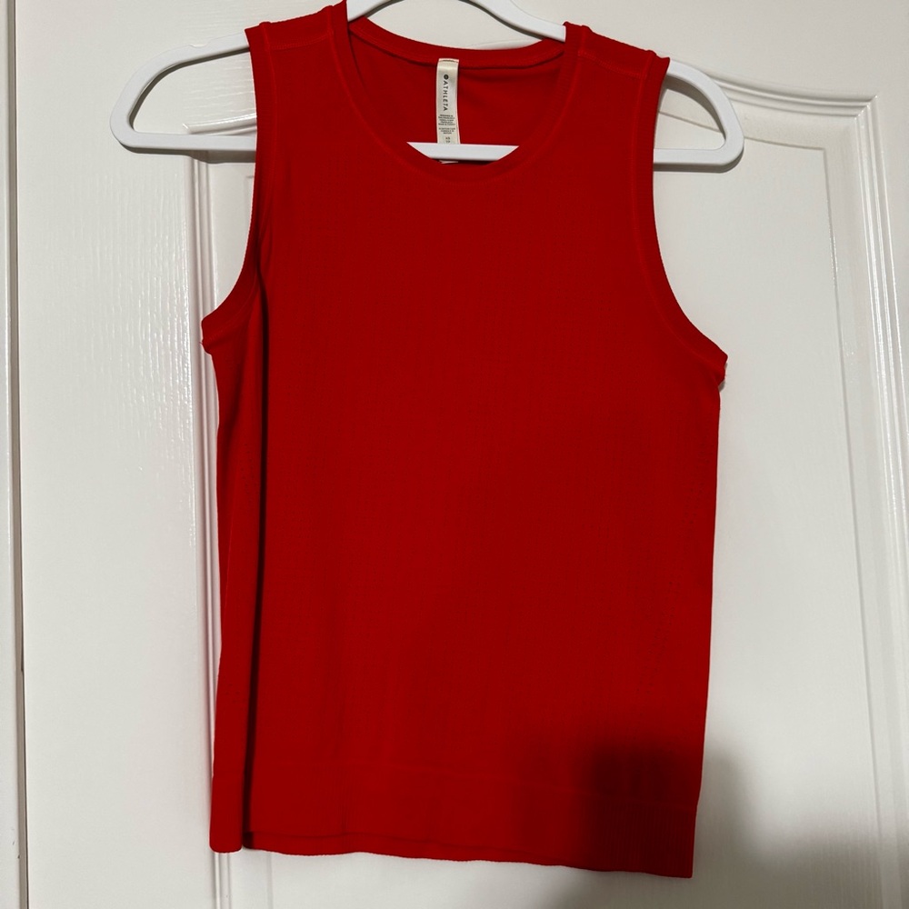 Athleta in motion tank
